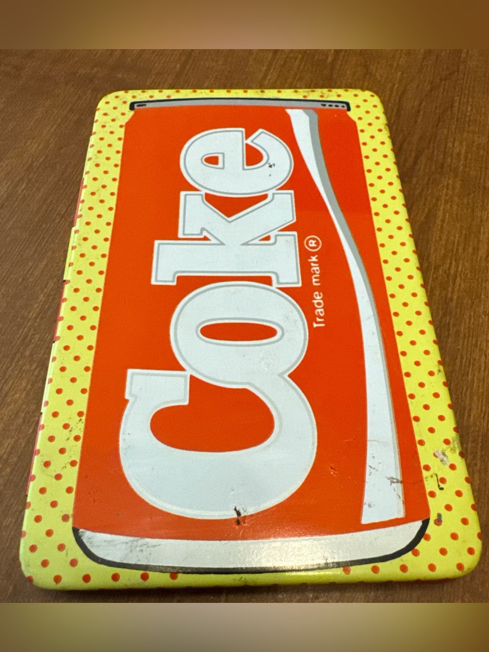 COCA COLA -- Vintage 1987 Metal Address Book Case -- 5.5 x 3.5